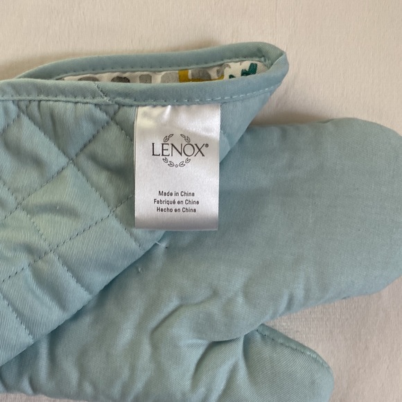 Lenox potholder set. “Holiday Cabin” NWT - Picture 6 of 8